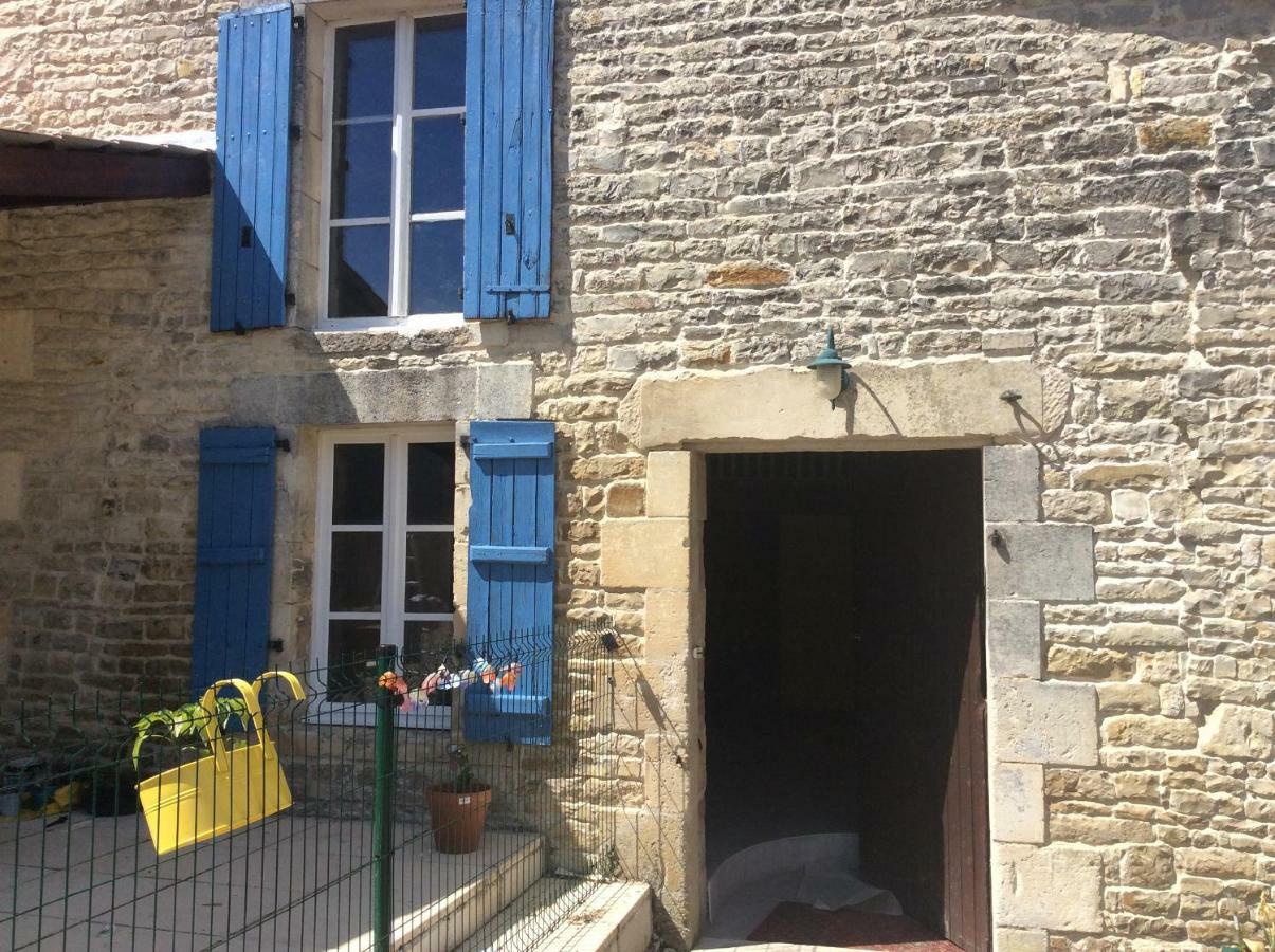 Saint-Fraigne Le Petit Bijou B&B 외부 사진